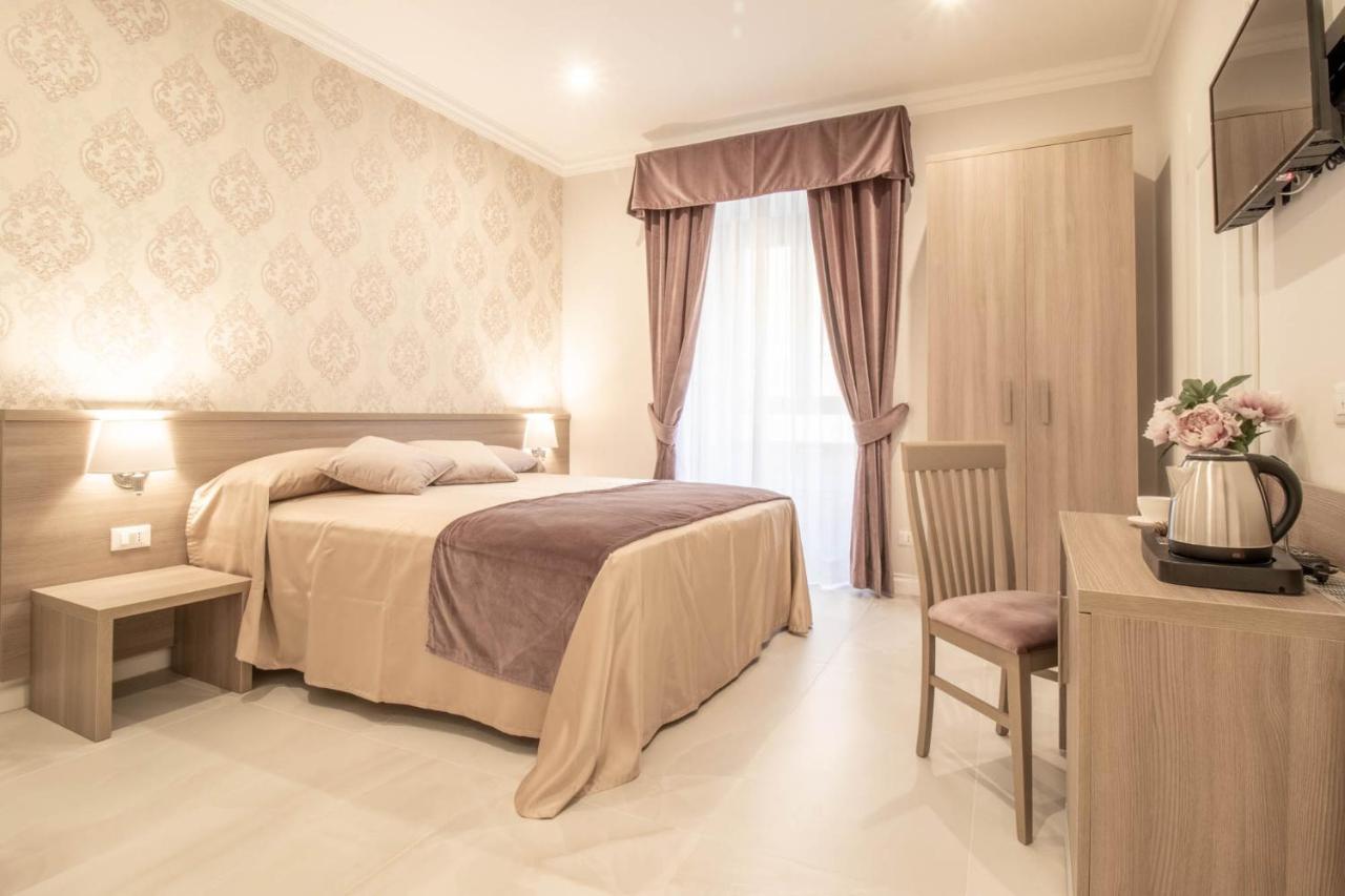 Dany Guest House ローマ エクステリア 写真