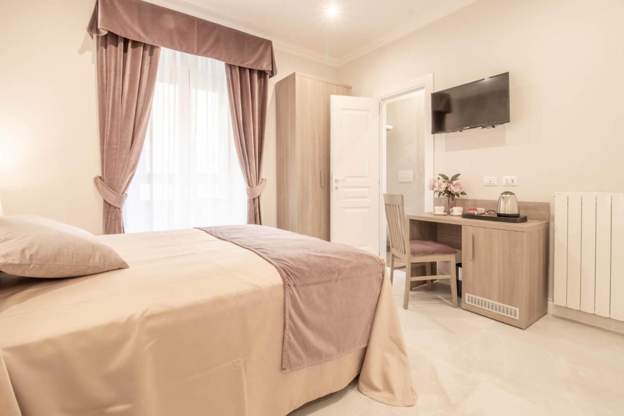 Dany Guest House ローマ エクステリア 写真